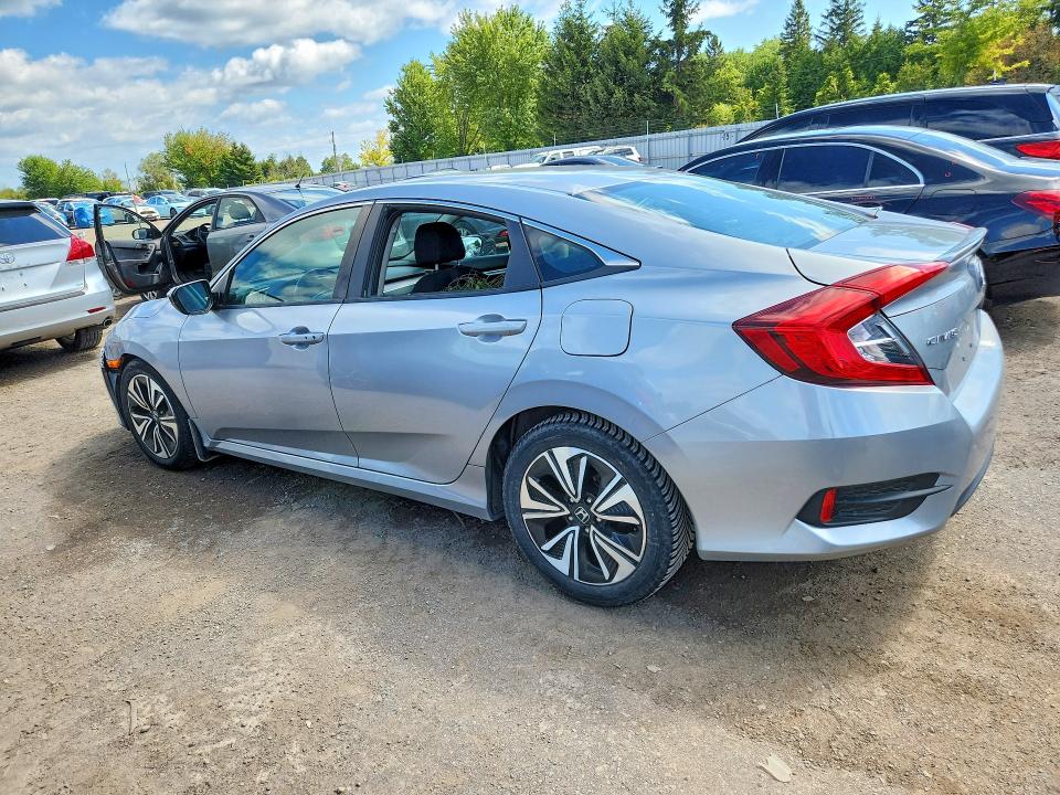 63220286 :رقم المزاد ، 2HGFC1F43HH106677 vin ، 2017 Honda Civic مزاد بيع
