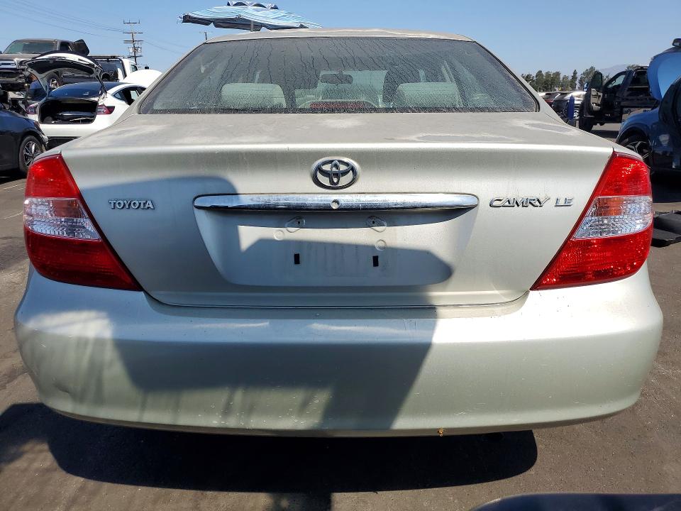 Продаж на аукціоні авто 2002 Toyota Camry, vin: JTDBE30K920055045, номер лоту: 64478646