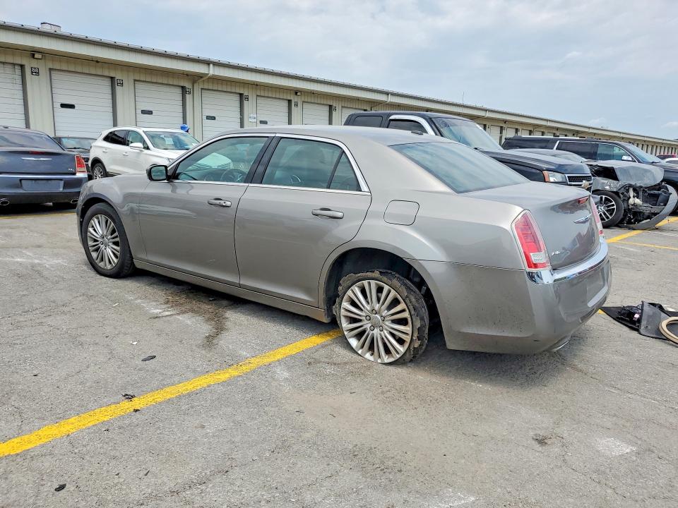 2014 Chrysler 300 მანქანა იყიდება აუქციონზე, vin: 2C3CCARG7EH323124, აუქციონის ნომერი: 63701816