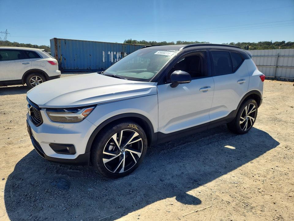 2021 Volvo Xc40 მანქანა იყიდება აუქციონზე, vin: YV4162UMXM2605551, აუქციონის ნომერი: 65668316