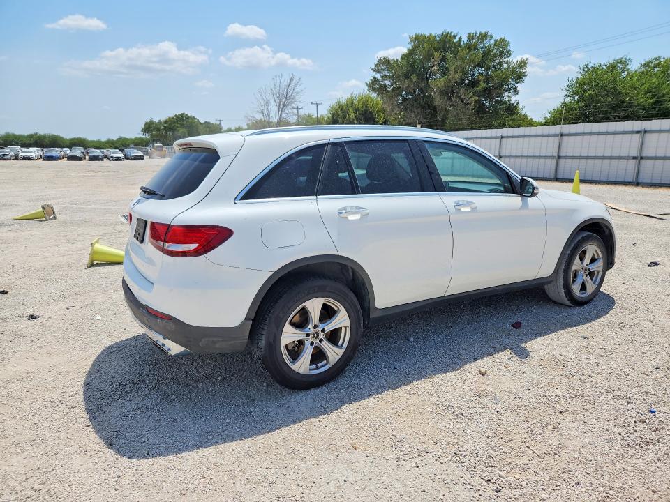 65864346 :رقم المزاد ، WDC0G4JB9HF224728 vin ، 2017 Mercedes-benz Glc مزاد بيع