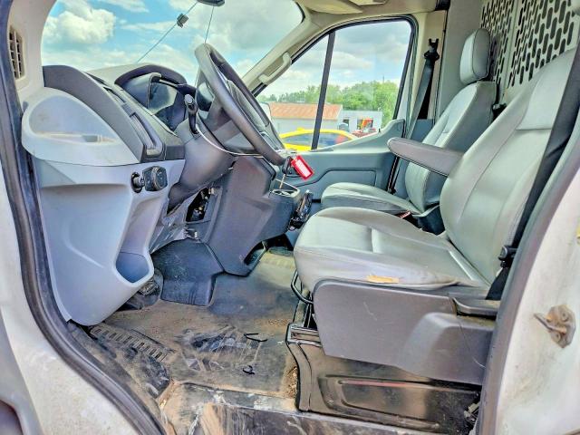 66122386 :رقم المزاد ، 1FTYR1CMXKKA59156 vin ، 2019 Ford Transit مزاد بيع