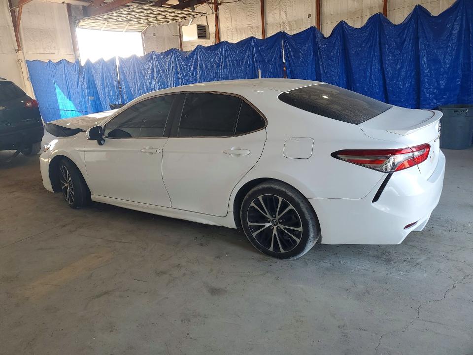 Продаж на аукціоні авто 2018 Toyota Camry, vin: 4T1B11HK9JU065579, номер лоту: 66797396