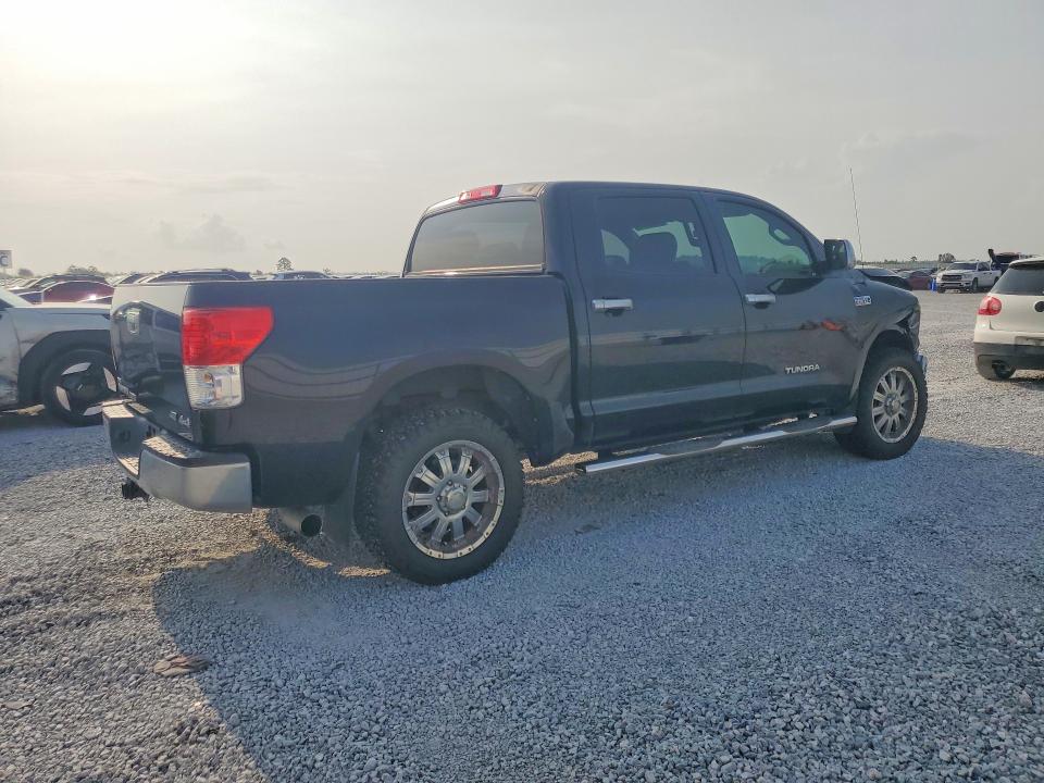 Продажа на аукционе авто 2011 Toyota Tundra, vin: 5TFDW5F14BX206509, номер лота: 63702516