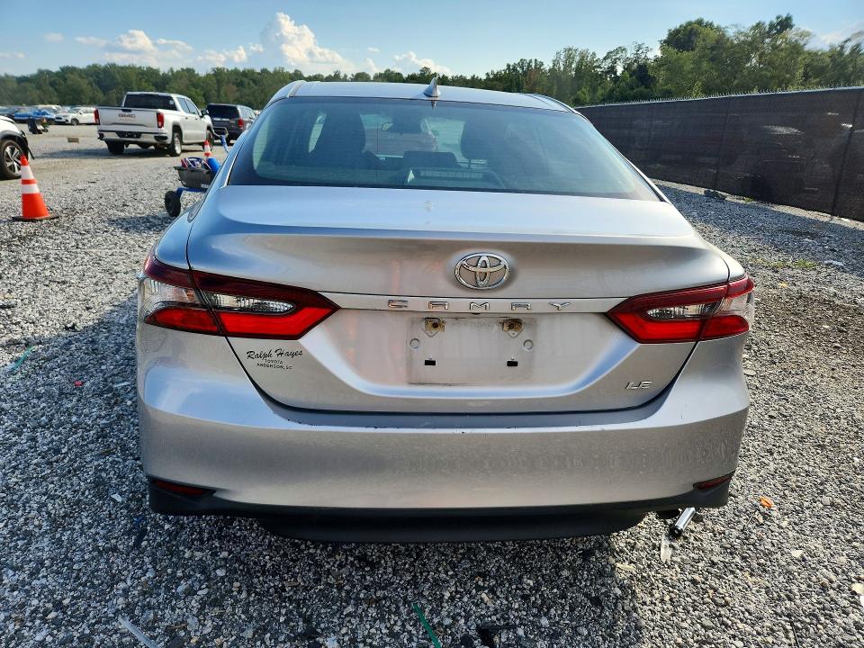 Продажа на аукционе авто 2021 Toyota Camry, vin: 4T1C11AK6MU615324, номер лота: 67136066