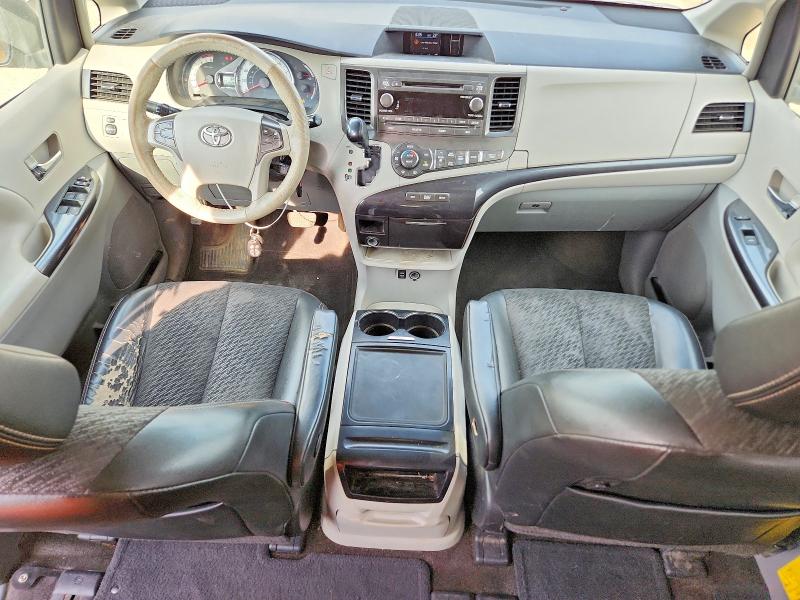 66278986 :رقم المزاد ، 5TDXK3DC6ES471590 vin ، 2014 Toyota Sienna مزاد بيع
