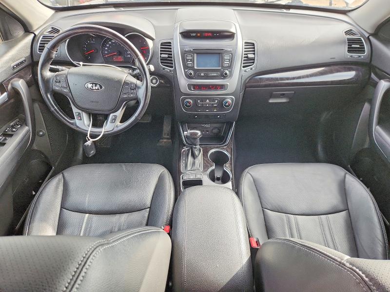 64139736 :رقم المزاد ، 5XYKUDA78FG585929 vin ، 2015 Kia Sorento مزاد بيع
