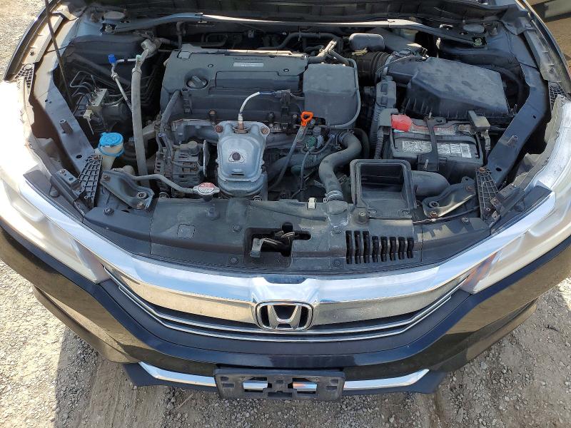 66426076 :رقم المزاد ، 1HGCR2F59HA802782 vin ، 2017 Honda Accord مزاد بيع