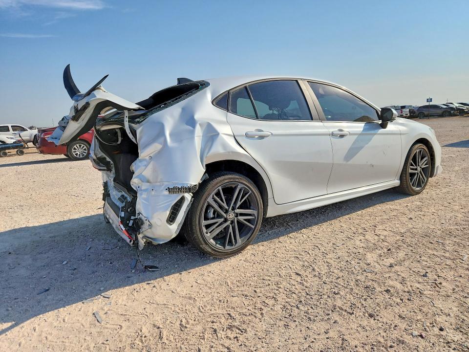 64323036 :رقم المزاد ، 4T1DBADK0SU513415 vin ، 2025 Toyota Camry مزاد بيع