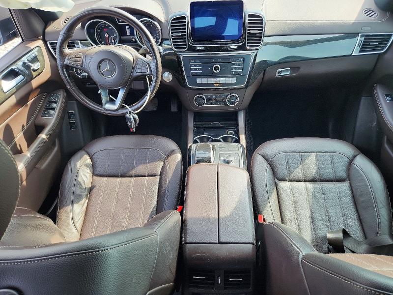 64537666 :رقم المزاد ، 4JGDF6EE1HA970738 vin ، 2017 Mercedes-benz Gls مزاد بيع