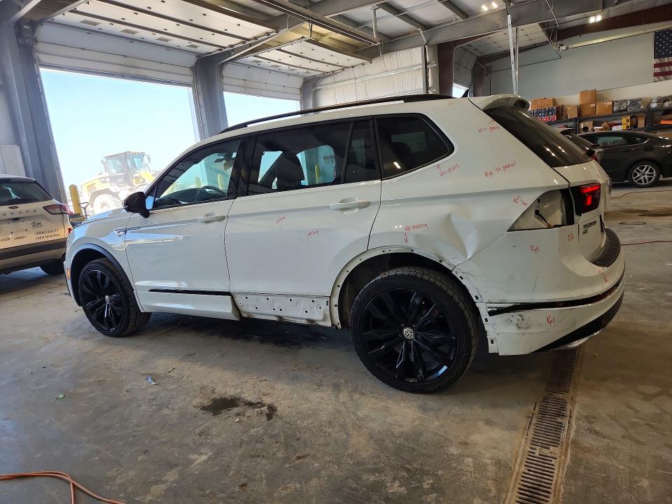 Продажа на аукционе авто 2021 Volkswagen Tiguan, vin: 3VV2B7AX4MM024510, номер лота: 65197316