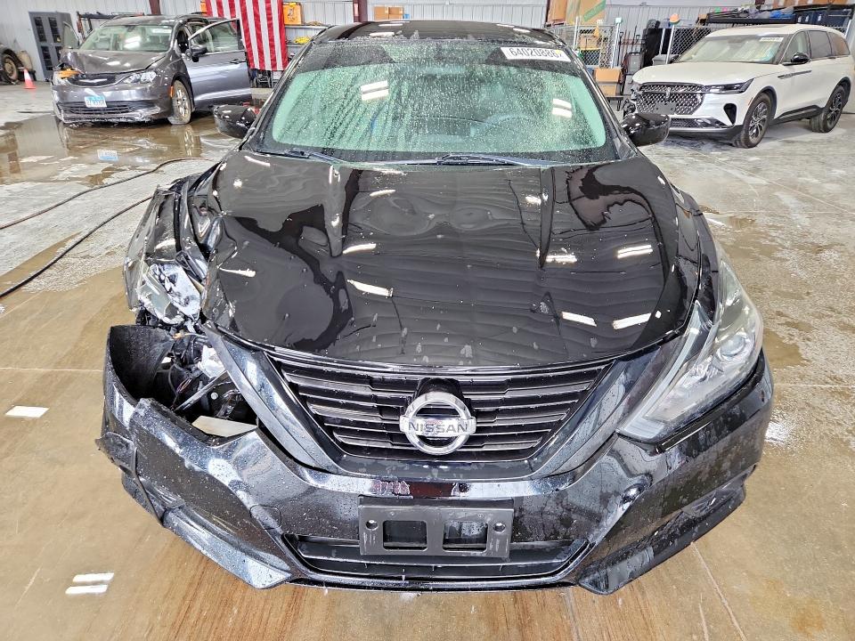 2018 Nissan Altima მანქანა იყიდება აუქციონზე, vin: 1N4AL3AP2JC471260, აუქციონის ნომერი: 64020886