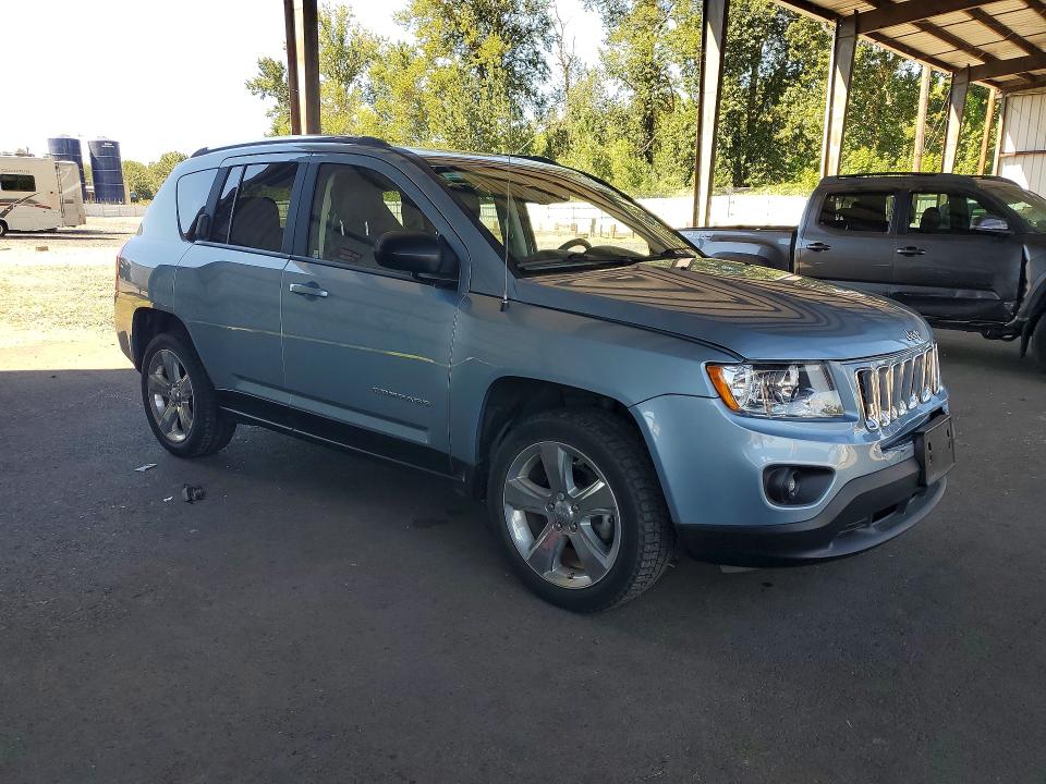 64849056 :رقم المزاد ، 1C4NJDCB3DD125824 vin ، 2013 Jeep Compass مزاد بيع