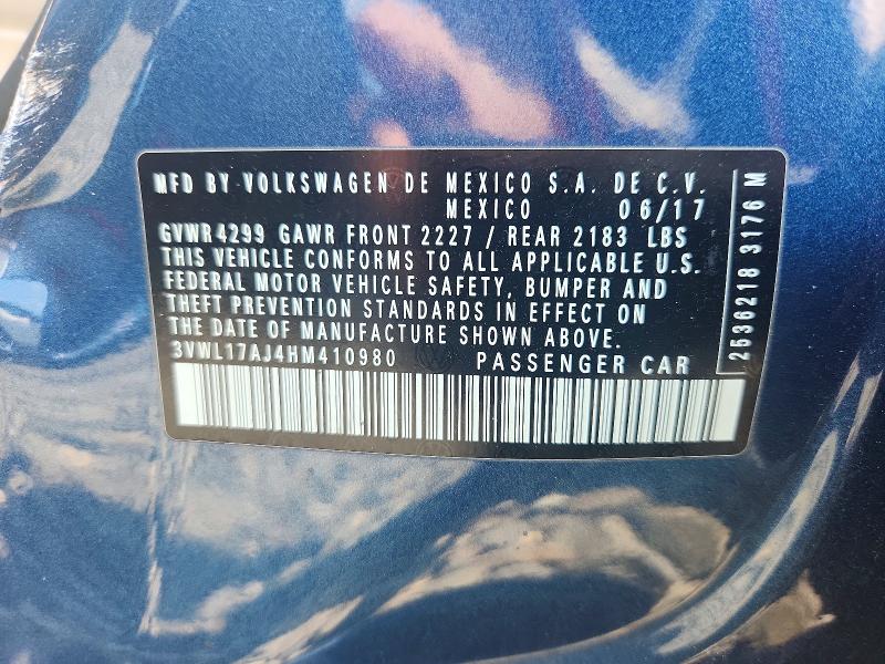 64144486 :رقم المزاد ، 3VWL17AJ4HM410980 vin ، 2017 Volkswagen Jetta مزاد بيع