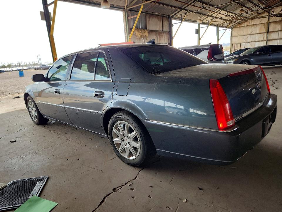 2010 Cadillac Dts მანქანა იყიდება აუქციონზე, vin: 1G6KH5EY9AU117649, აუქციონის ნომერი: 64024076
