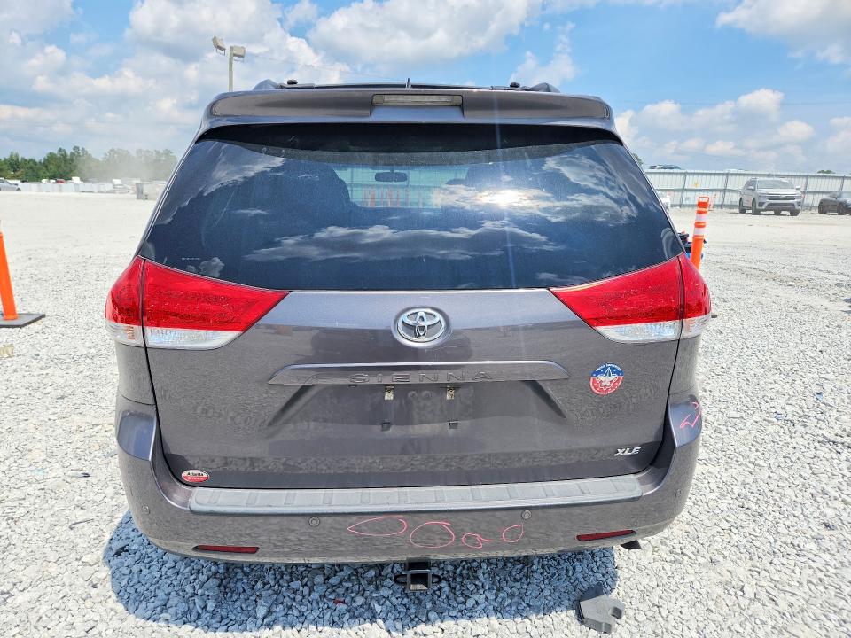 Продажа на аукционе авто 2014 Toyota Sienna, vin: 5TDYK3DC2ES437733, номер лота: 66709316