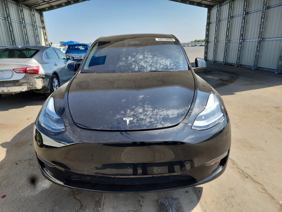 64319296 :رقم المزاد ، 7SAYGDED4SF267876 vin ، 2025 Tesla Model Y مزاد بيع