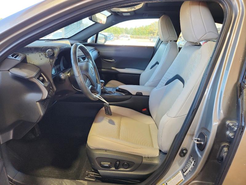 65388516 :رقم المزاد ، JTHP3JBH9N2056530 vin ، 2022 Lexus Ux 200 مزاد بيع
