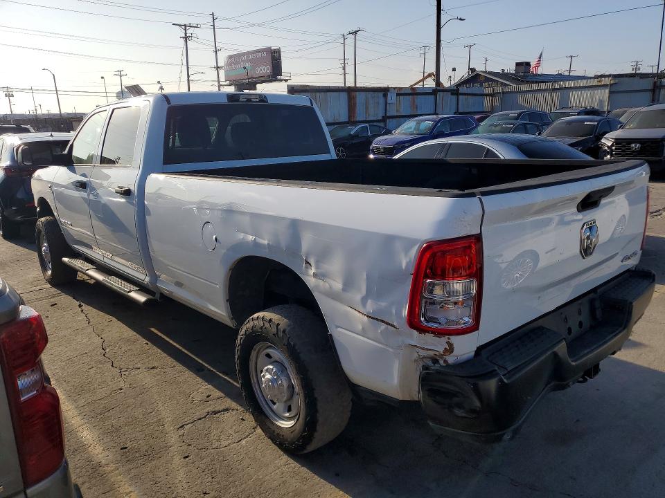 63776116 :رقم المزاد ، 3C6UR5HL9MG601595 vin ، 2021 Ram 2500 مزاد بيع