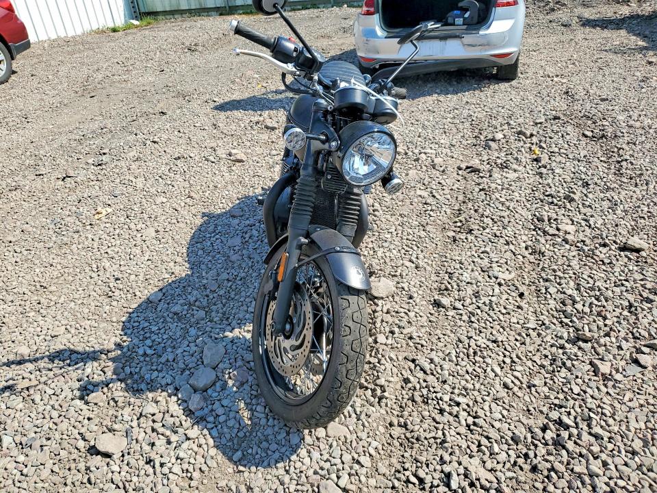 2020 Triumph Motorcycle Bonneville მანქანა იყიდება აუქციონზე, vin: SMTD40HLXLT957339, აუქციონის ნომერი: 64250616