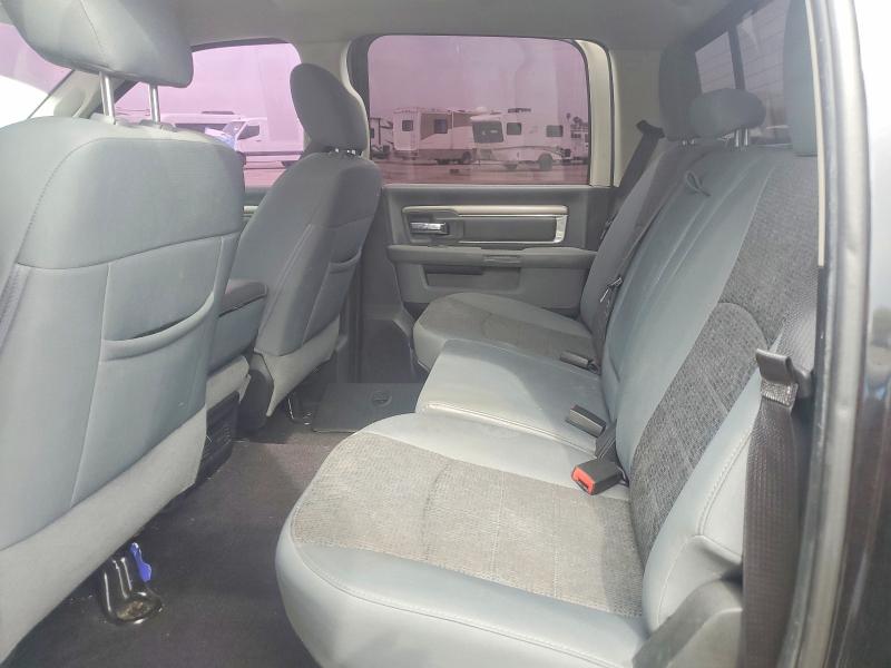 64315366 :رقم المزاد ، 1C6RR6LT8JS161165 vin ، 2018 Ram 1500 مزاد بيع