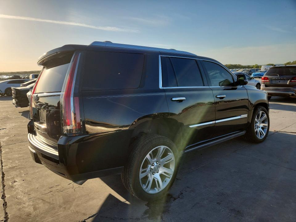 Продажа на аукционе авто 2017 Cadillac Escalade, vin: 1GYS4CKJ9HR352113, номер лота: 65410506