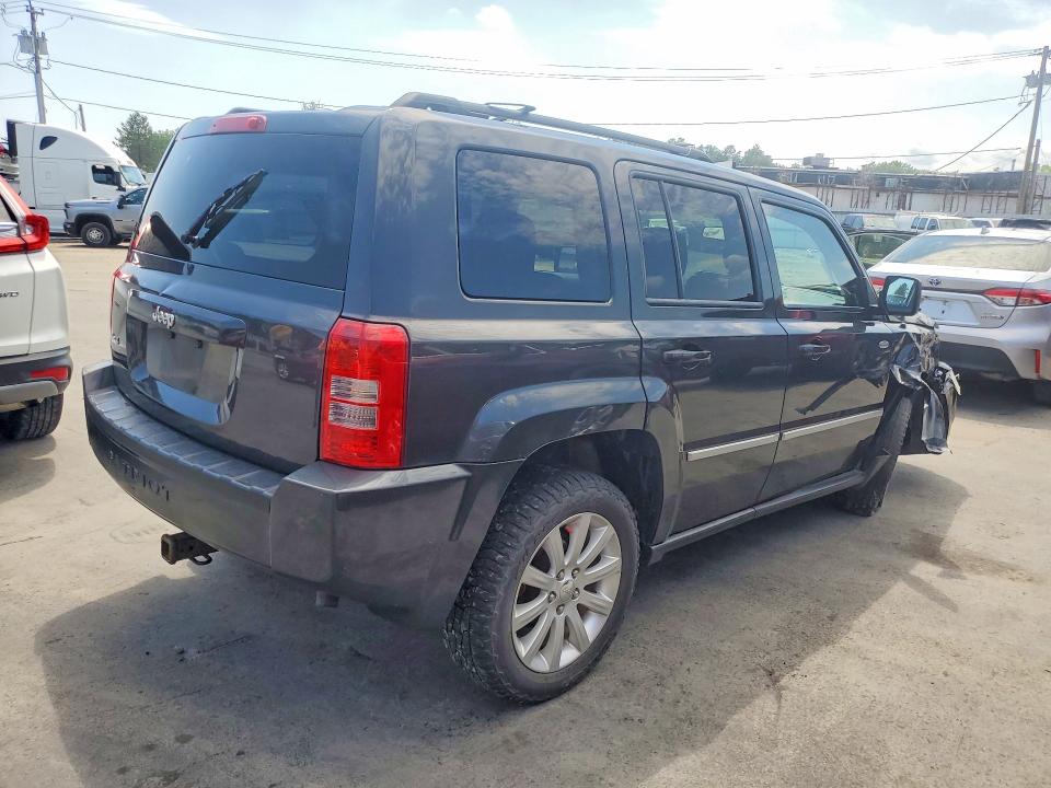 63901336 :رقم المزاد ، 1J4NF1GB1AD646539 vin ، 2010 Jeep Patriot مزاد بيع