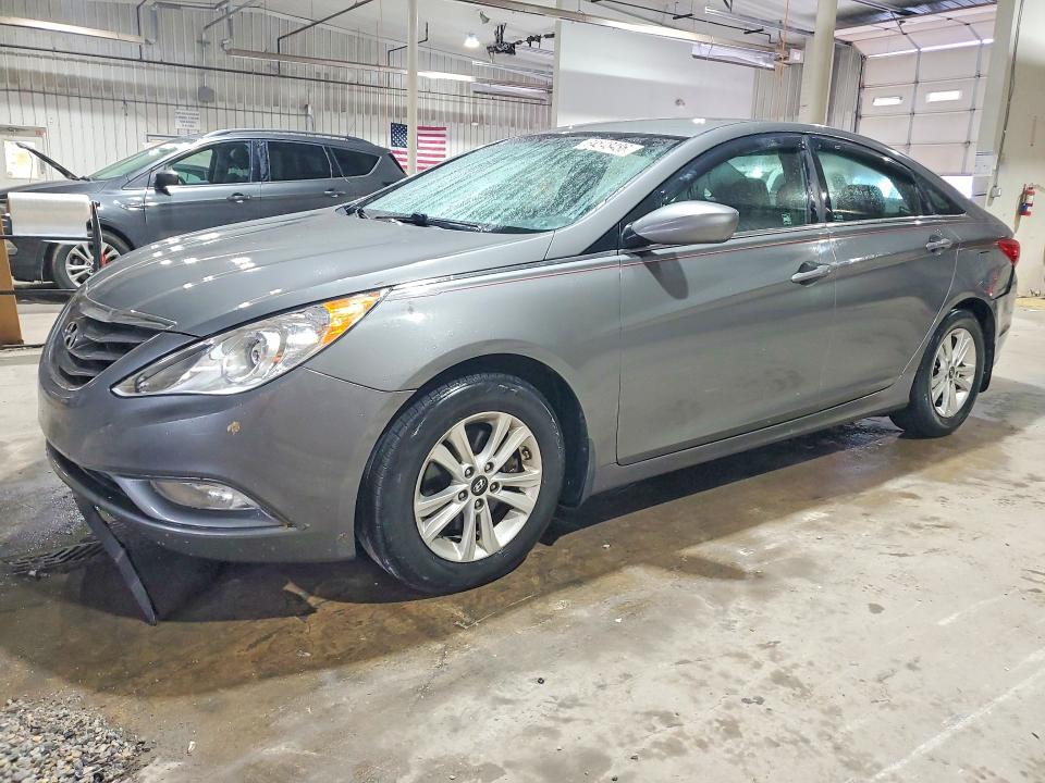 64248486 :رقم المزاد ، 5NPEB4AC6DH620862 vin ، 2013 Hyundai Sonata مزاد بيع