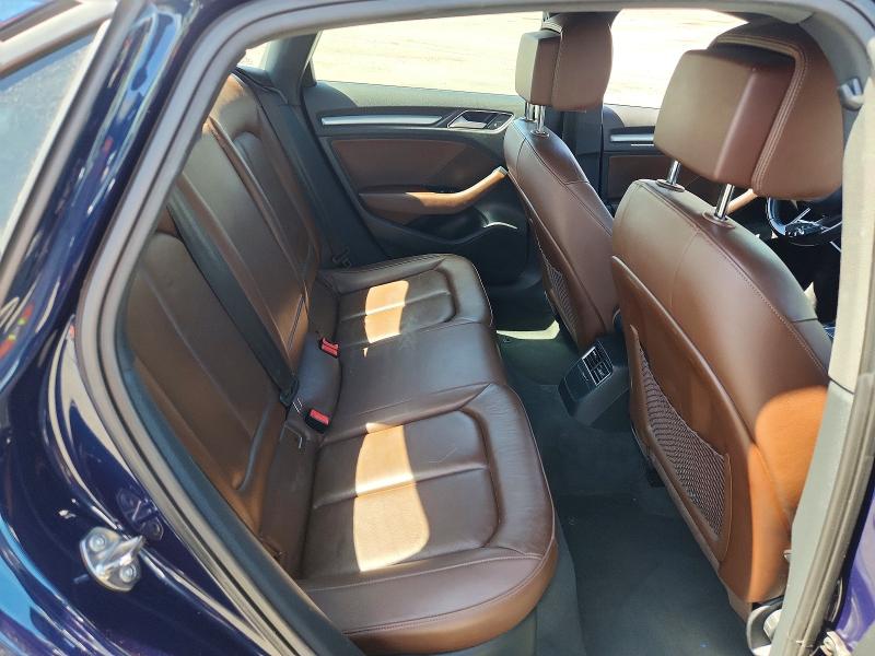 66084076 :رقم المزاد ، WAUAUGFF6J1010263 vin ، 2018 Audi A3 مزاد بيع