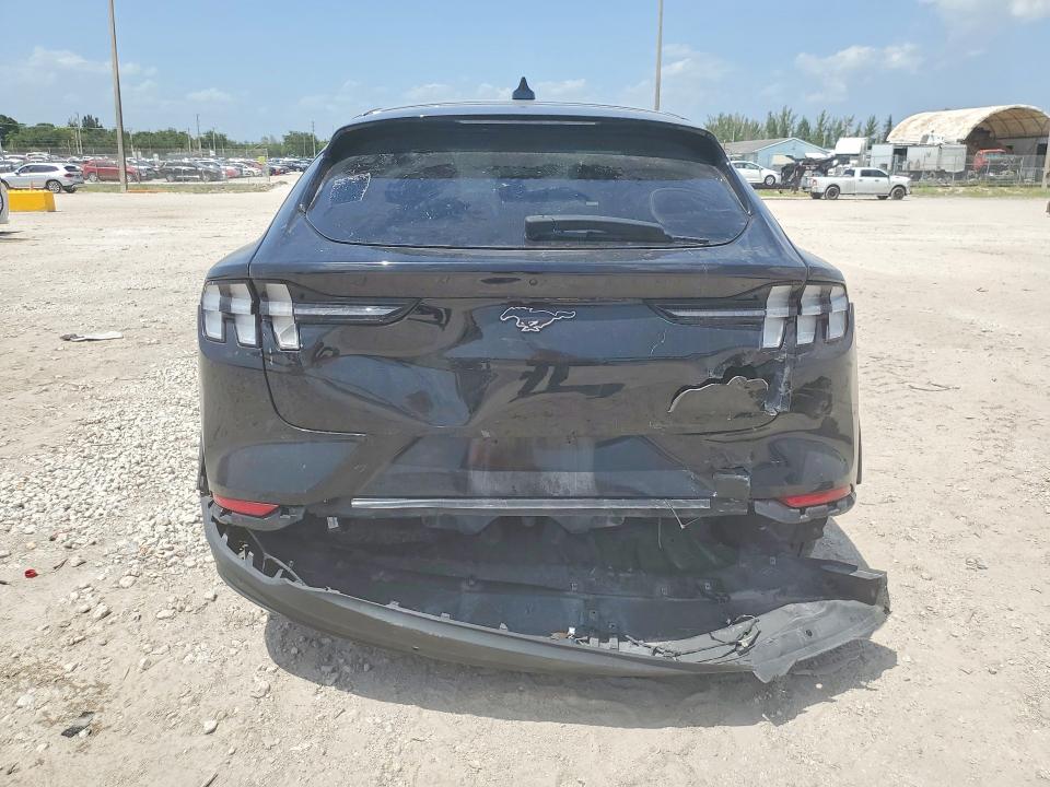 65441966 :رقم المزاد ، 3FMTK1RM8NMA11766 vin ، 2022 Ford Mustang Mach-e مزاد بيع