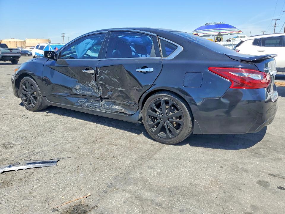 2017 Nissan Altima მანქანა იყიდება აუქციონზე, vin: 1N4AL3APXHC272497, აუქციონის ნომერი: 65554276
