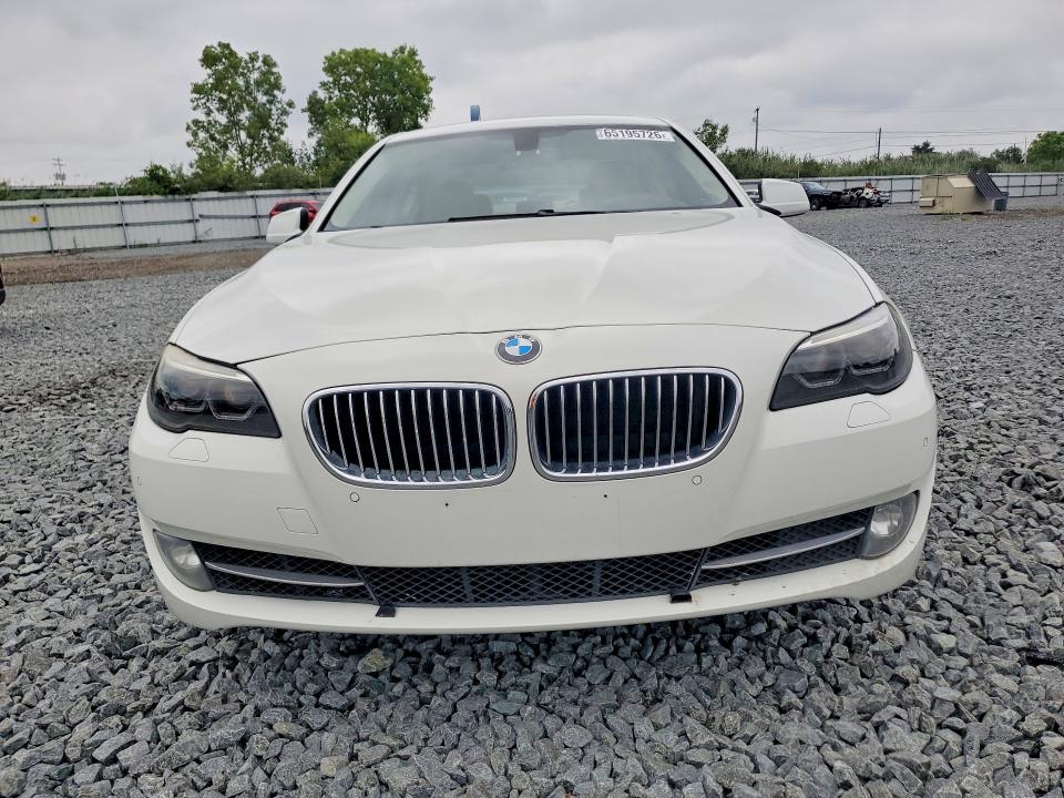 65195726 :رقم المزاد ، WBAXH5C55DDW16557 vin ، 2013 Bmw 528 مزاد بيع