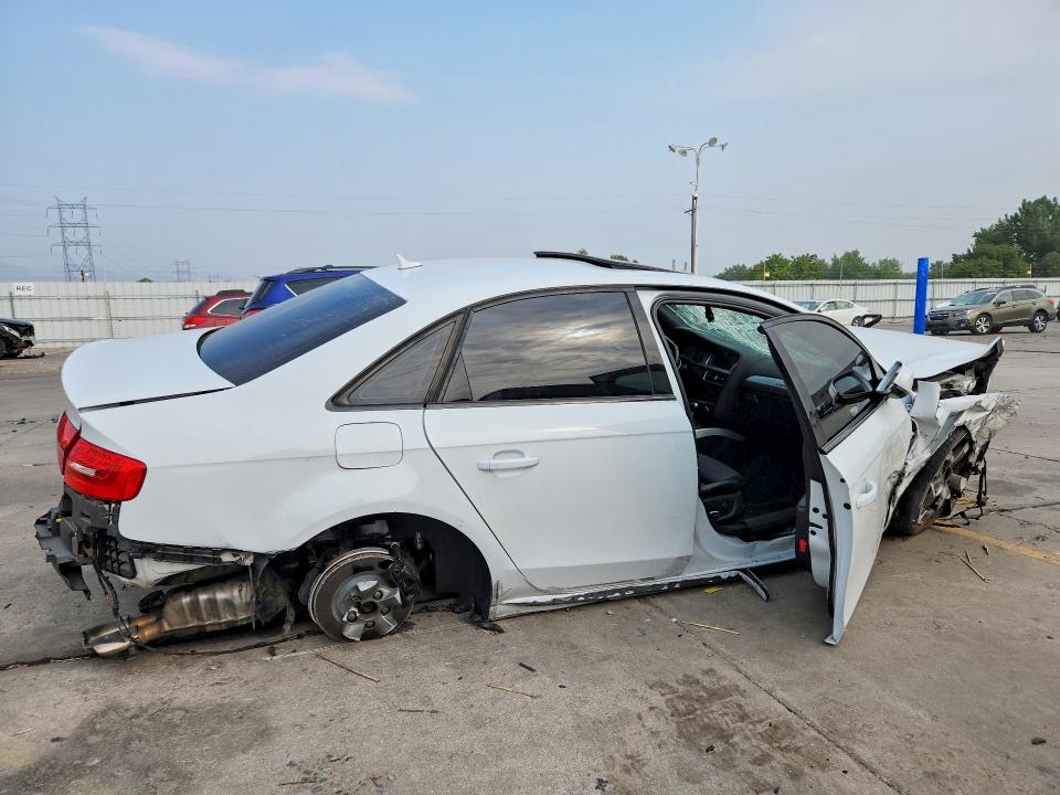2014 Audi S4 მანქანა იყიდება აუქციონზე, vin: WAUKGAFLXEA054805, აუქციონის ნომერი: 68102476