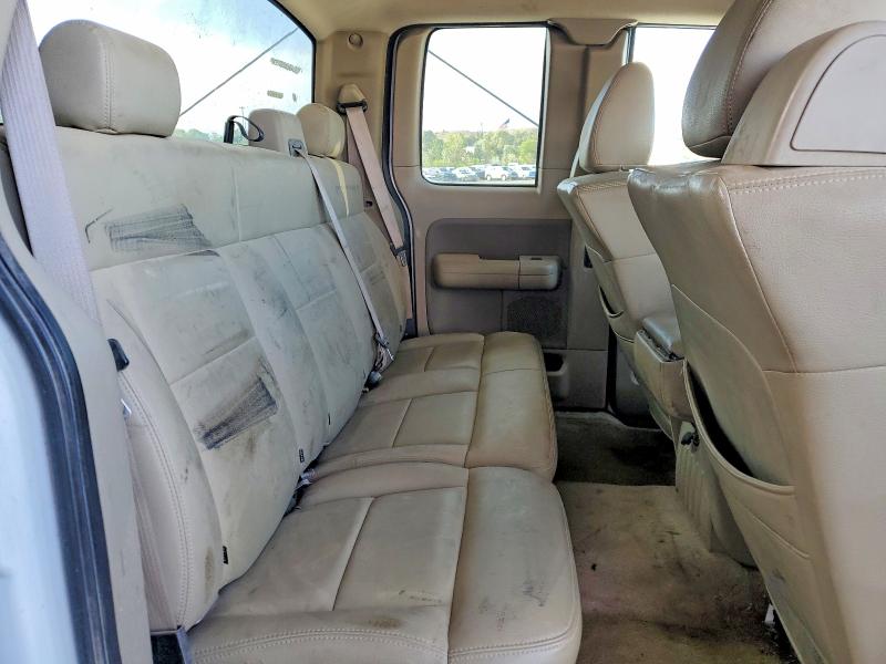 65332436 :رقم المزاد ، 1FTVX14514NA95142 vin ، 2004 Ford F150 مزاد بيع