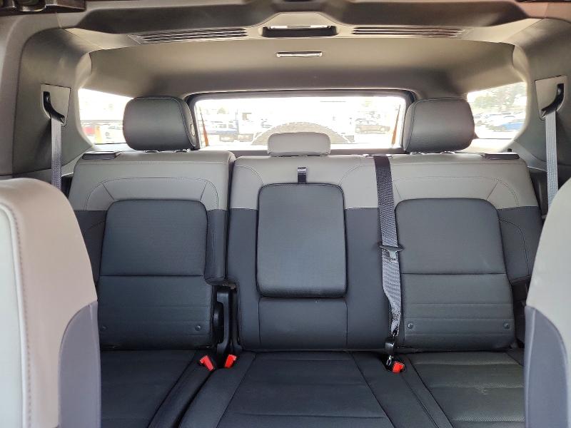 65014656 :رقم المزاد ، 1GKB0NDEXSU106337 vin ، 2025 Gmc Hummer Suv مزاد بيع