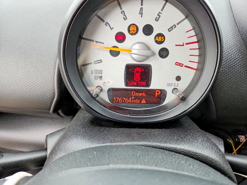 Продаж на аукціоні авто 2014 Mini Cooper, vin: WMWZC3C53EWP28937, номер лоту: 63889236