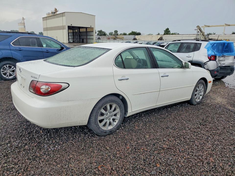 2002 Lexus Es მანქანა იყიდება აუქციონზე, vin: JTHBF30G820084270, აუქციონის ნომერი: 65718326