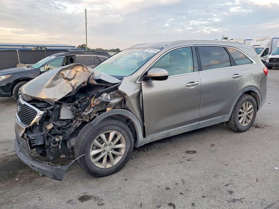 2016 Kia Sorento მანქანა იყიდება აუქციონზე, vin: 5XYPG4A38GG182142, აუქციონის ნომერი: 65823506