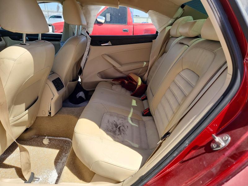 Продажа на аукционе авто 2015 Volkswagen Passat, vin: 1VWCV7A31FC019354, номер лота: 64599406