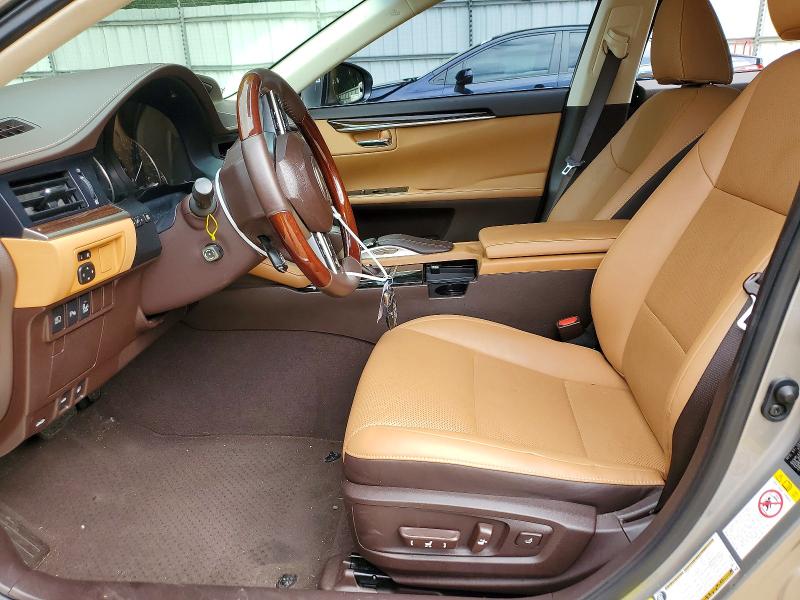 63806346 :رقم المزاد ، 58ABK1GG0HU046030 vin ، 2017 Lexus Es مزاد بيع