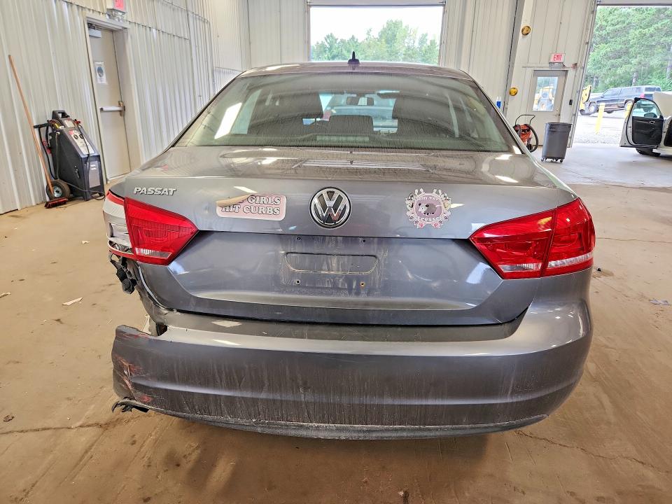 2014 Volkswagen Passat მანქანა იყიდება აუქციონზე, vin: 1VWAP7A31EC025543, აუქციონის ნომერი: 66412436