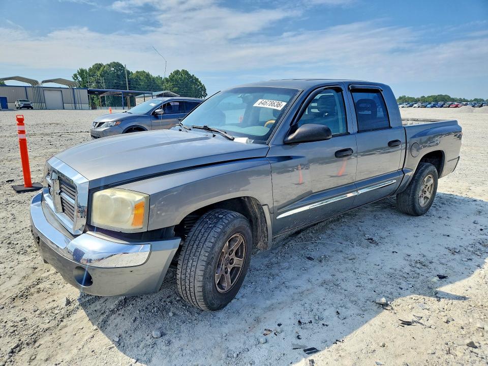 64678636 :رقم المزاد ، 1D7HE58N15S133093 vin ، 2005 Dodge Dakota مزاد بيع