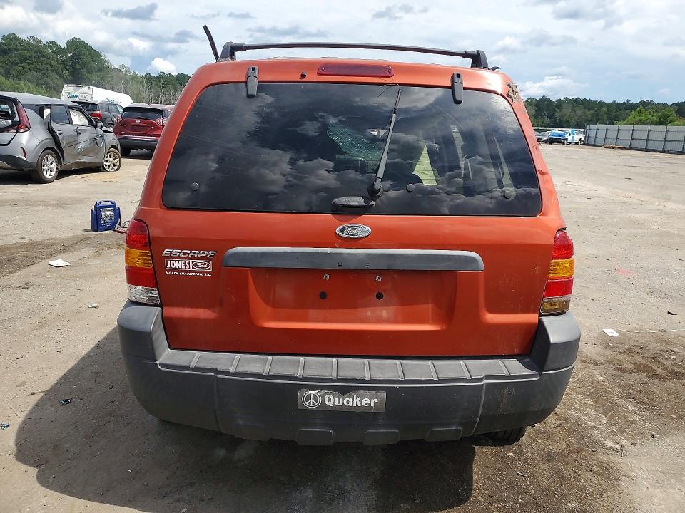 66703196 :رقم المزاد ، 1FMCU02Z55KD88279 vin ، 2005 Ford Escape مزاد بيع