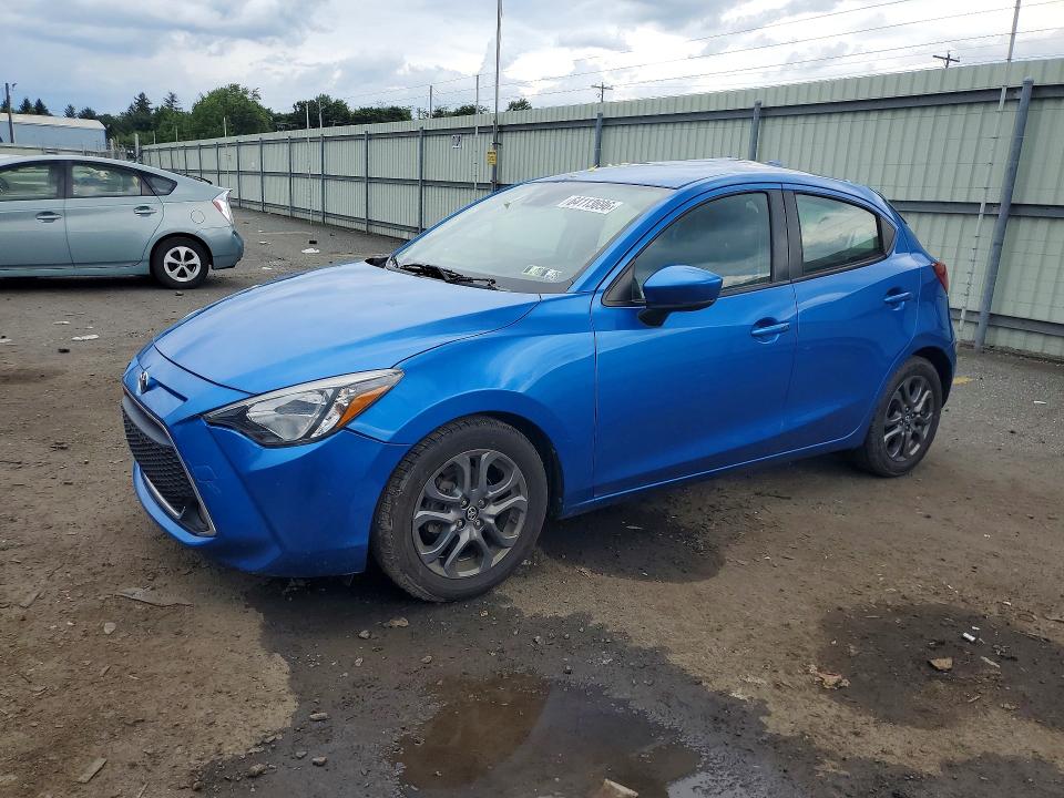64113696 :رقم المزاد ، 3MYDLBJV8LY702481 vin ، 2020 Toyota Yaris Hatchback مزاد بيع