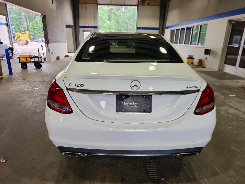 Продажа на аукционе авто 2016 Mercedes-benz C, vin: 55SWF4KB3GU127074, номер лота: 63802586