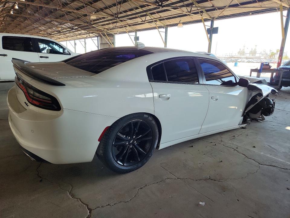 2018 Dodge Charger მანქანა იყიდება აუქციონზე, vin: 2C3CDXCT0JH337737, აუქციონის ნომერი: 63176976