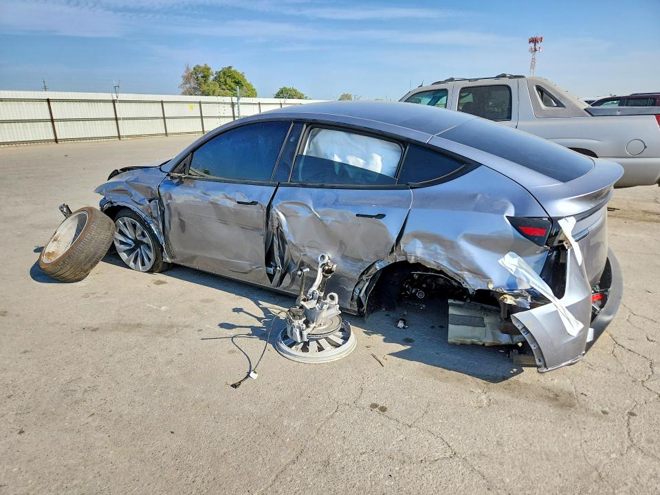 Продаж на аукціоні авто 2026 Tesla Model Y, vin: 7SAYGDED9TF430667, номер лоту: 64471526