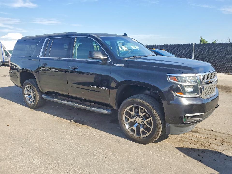 65374116 :رقم المزاد ، 1GNSCHEC9FR585125 vin ، 2015 Chevrolet Suburban مزاد بيع