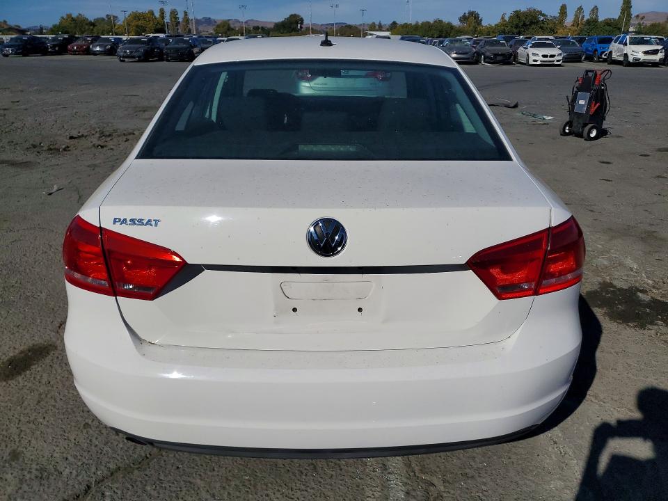 65407736 :رقم المزاد ، 1VWAP7A36DC124230 vin ، 2013 Volkswagen Passat مزاد بيع