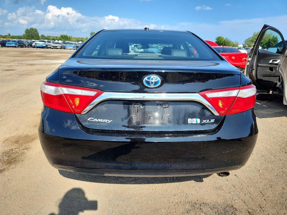 66097006 :رقم المزاد ، 4T1BD1FK3HU213780 vin ، 2017 Toyota Camry Hybrid مزاد بيع